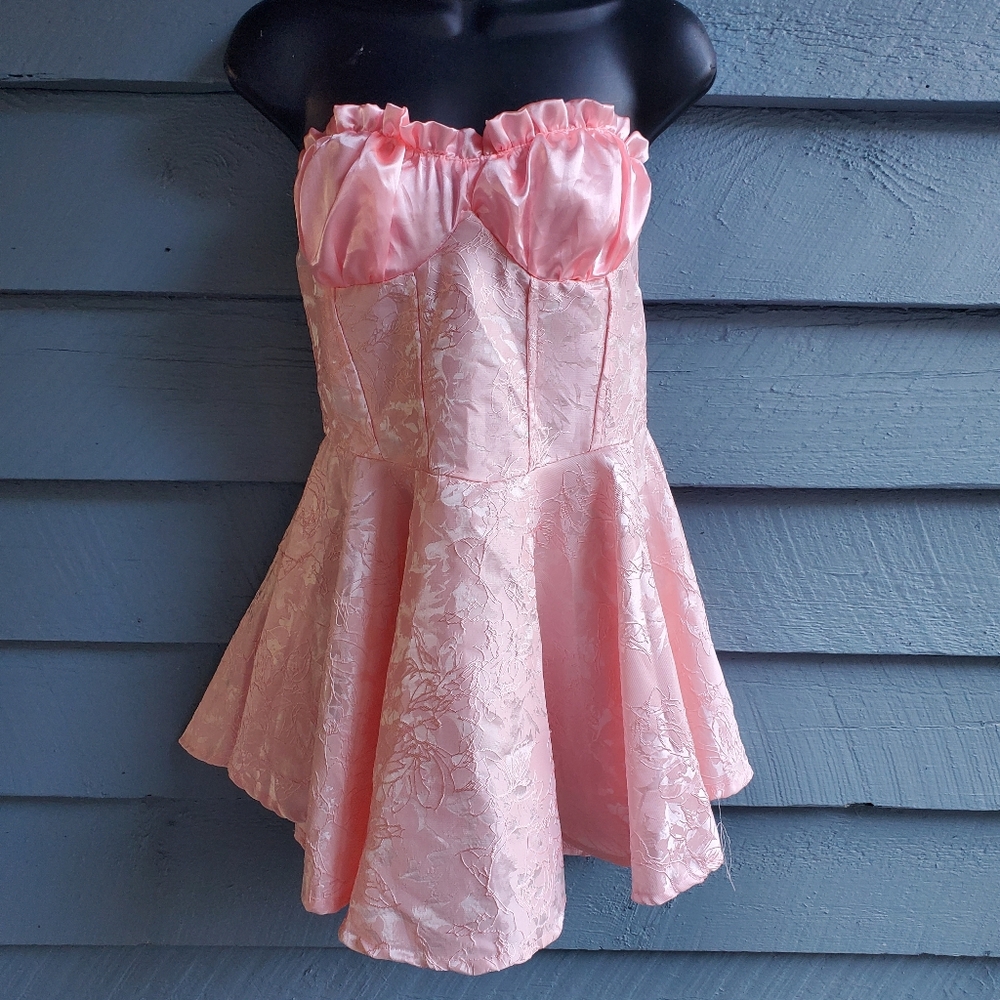 Elegant Pink Strapless Dress